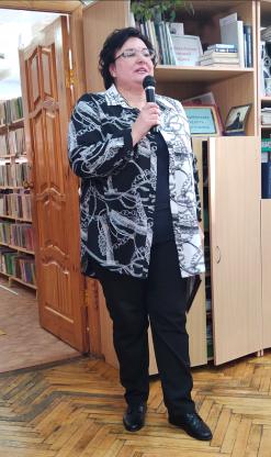 Поздравление друзей и читателей библиотеки
Наталья Пряникова